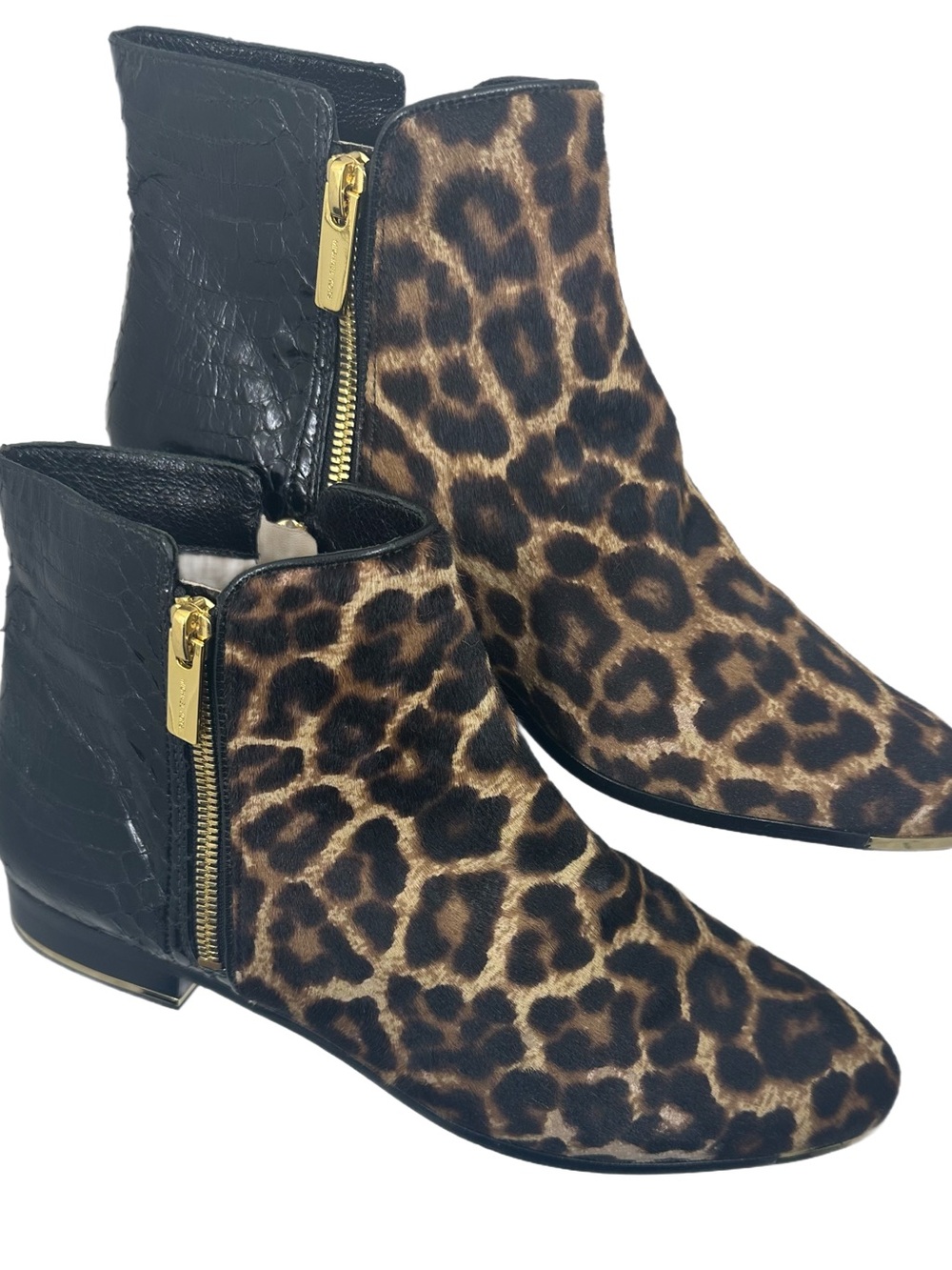Michael Kors Leopard Print Calf Hair Ankle Boots size 40.5, never worn.